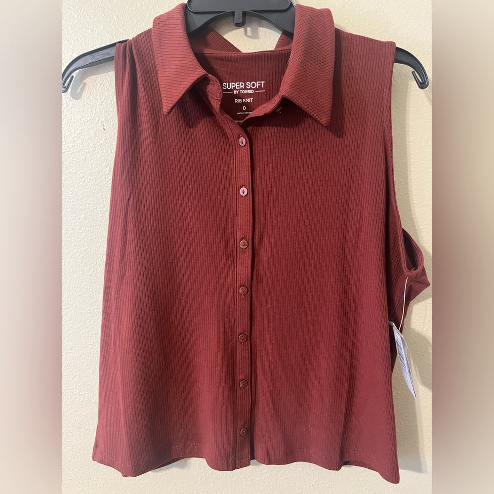 Torrid Top - Picture 2 of 7